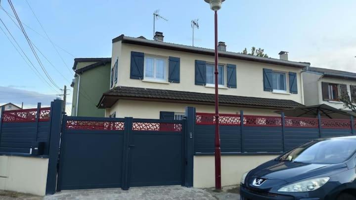 Chambre Privee Pour 4 Personnes En Banlieue Parisienne A בונדי מראה חיצוני תמונה
