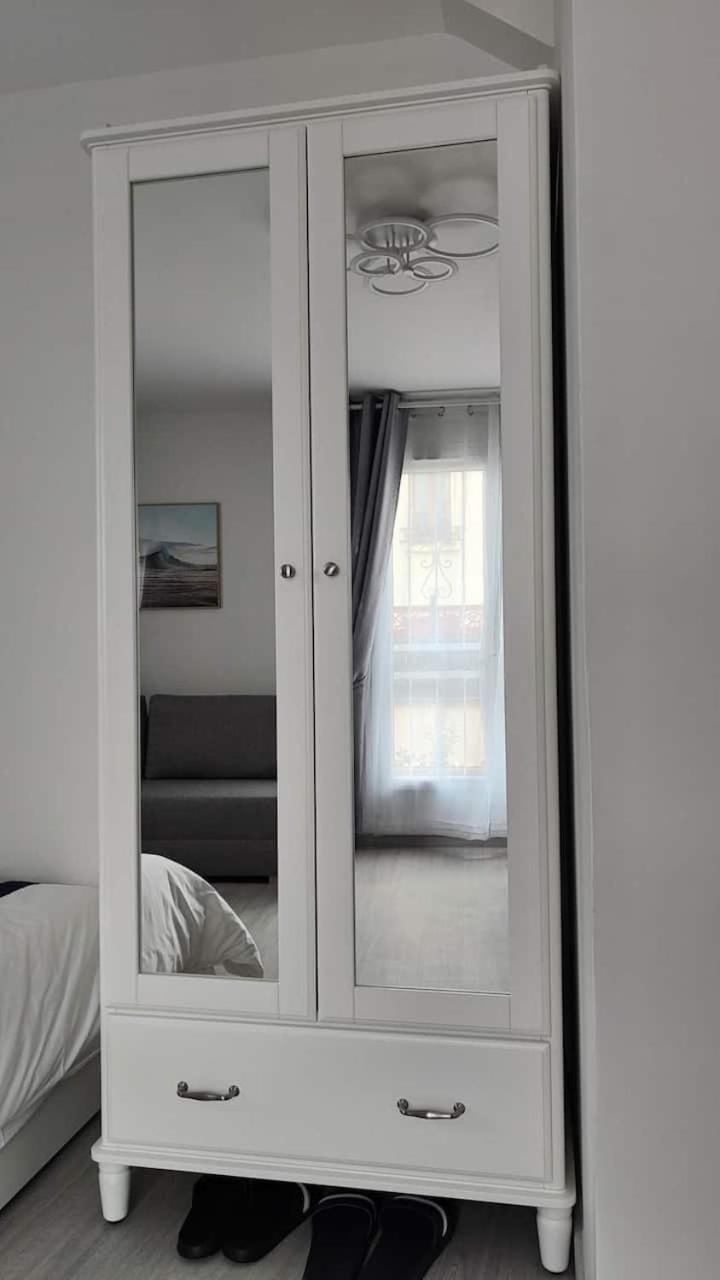 Chambre Privee Pour 4 Personnes En Banlieue Parisienne A בונדי מראה חיצוני תמונה